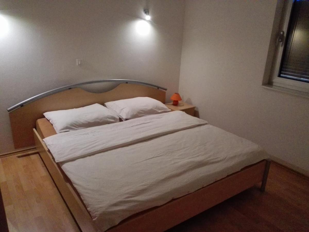 Apartment Stinjan Kascuni Пула Екстериор снимка