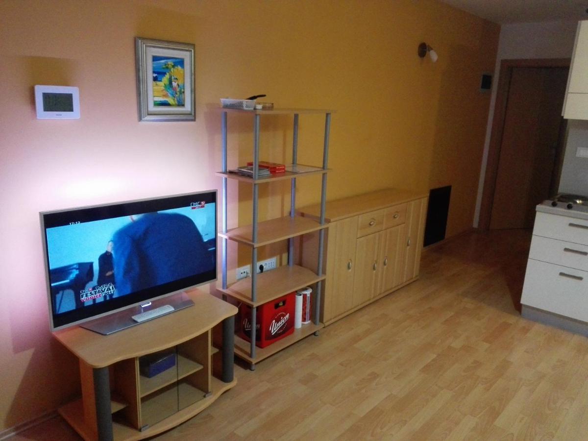 Apartment Stinjan Kascuni Пула Екстериор снимка