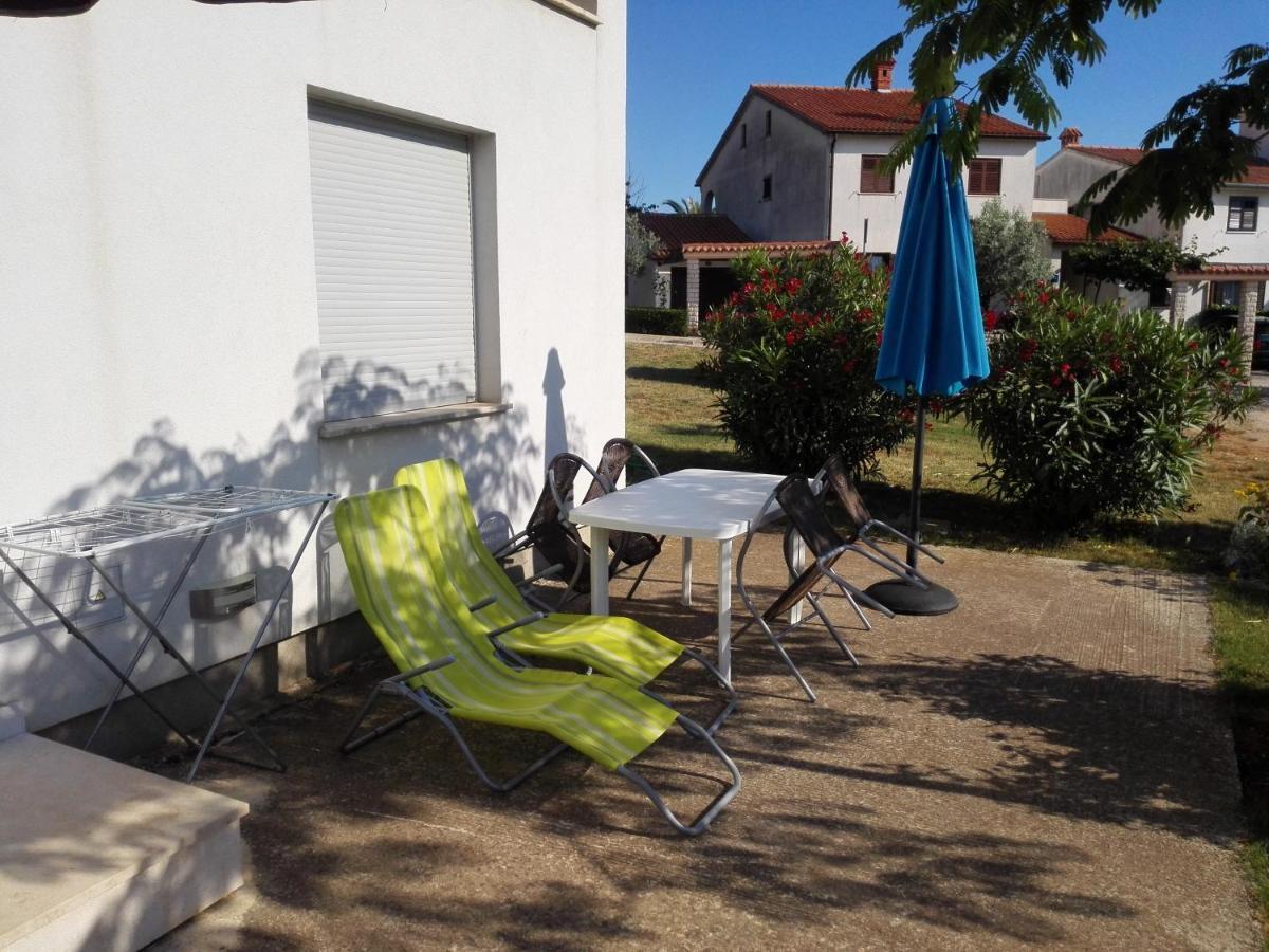 Apartment Stinjan Kascuni Пула Екстериор снимка